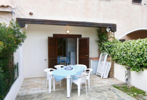 ISS Travel, Domo Cytonia 2-bedrooms apartment with private fenced terrace San Teodoro